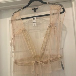 Pretty crème full lace robe or coverlet